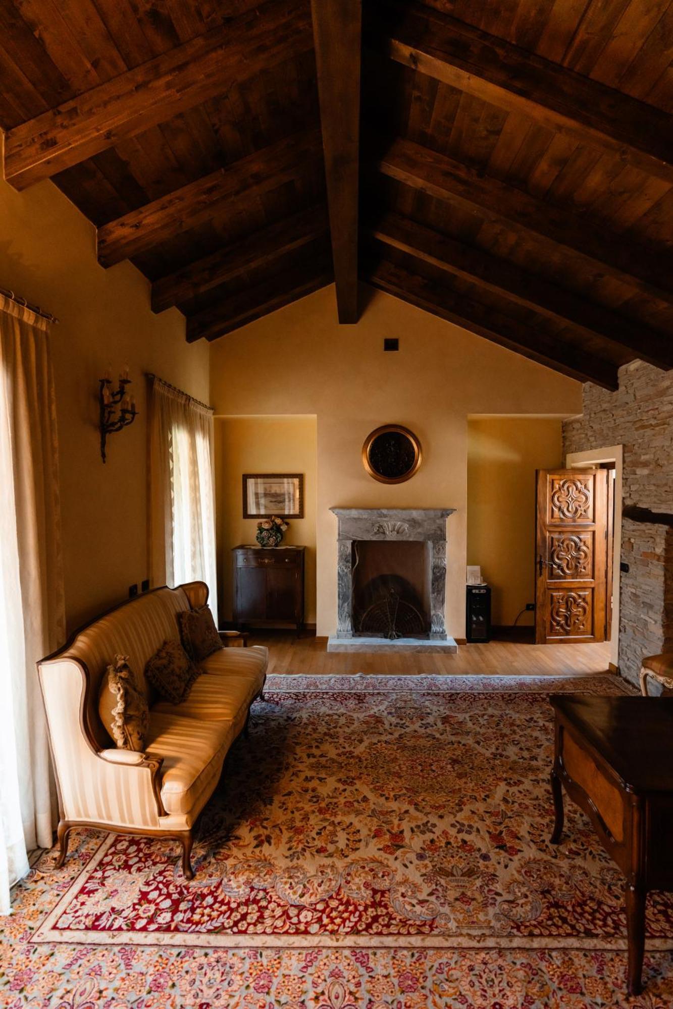 Cadgal - Tenuta La Cova Calamandrana Exteriör bild
